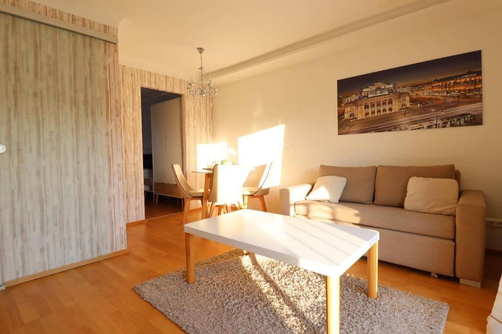 Brilliant View: Balcony Home, Modern, Stylish And Newly Renovated Vienna Exterior photo
